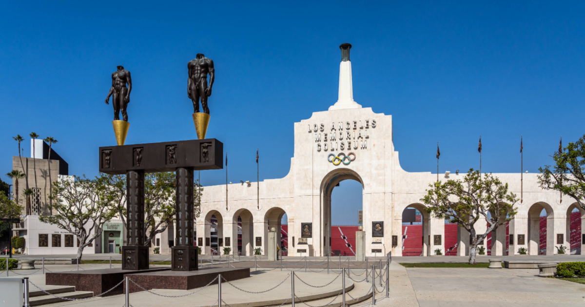 Wealthy sports fans race to rent LA's luxury mansions for 2028 Olympics